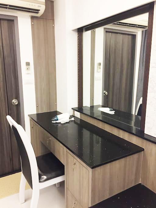 Family Suite Room Pratunam Bangkok Luaran gambar