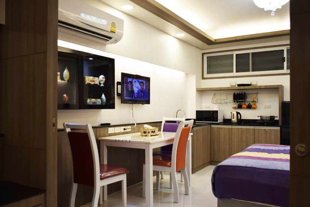 Family Suite Room Pratunam Bangkok Luaran gambar